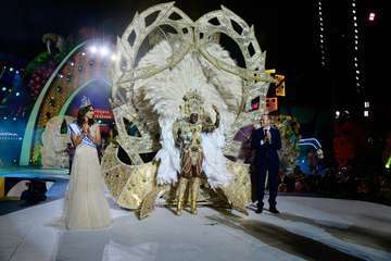 El diseñador teldense Nauzet Afonso vuela con éxito en el Carnaval capitalino (Foto TA)
